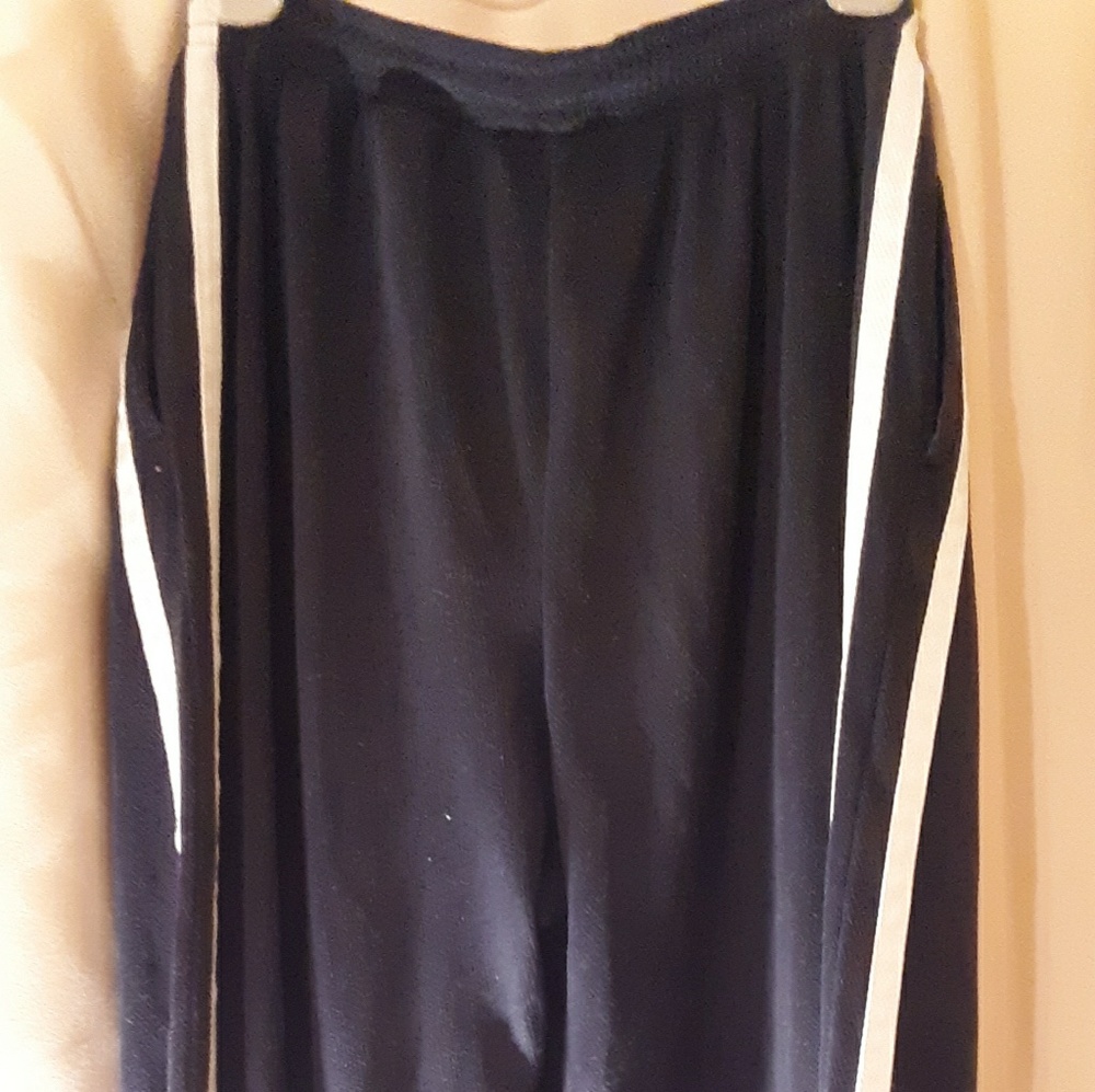 Woman's jogging pants